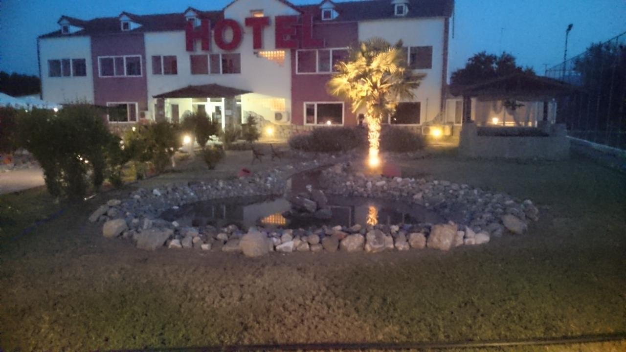 Hotel Konstantina Rodopoli Экстерьер фото